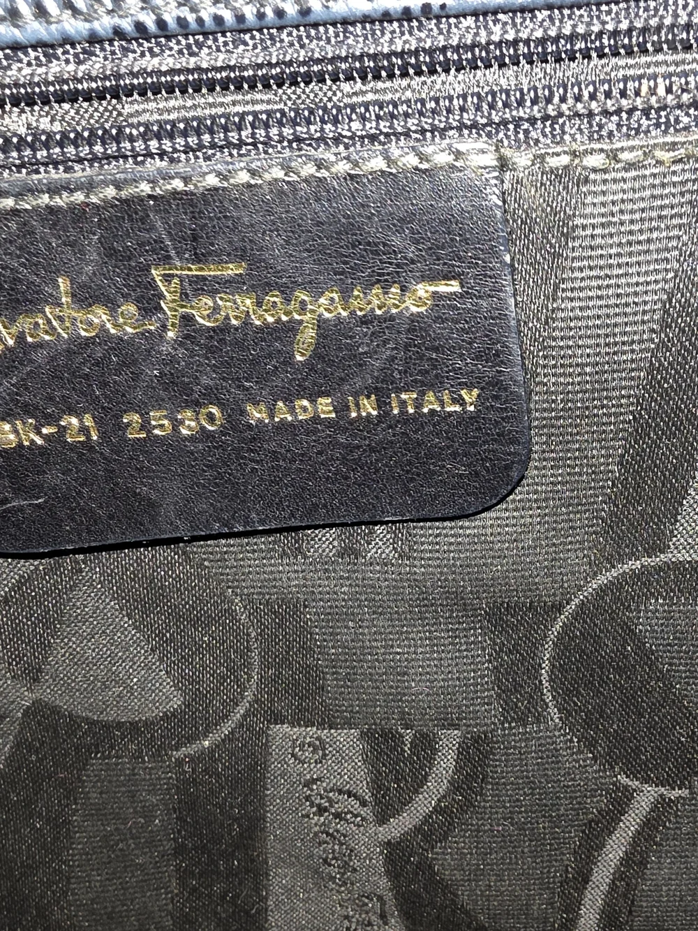 Vintage Salvatore Ferragamo Vara Tote Navy Lizard Embossed Leather